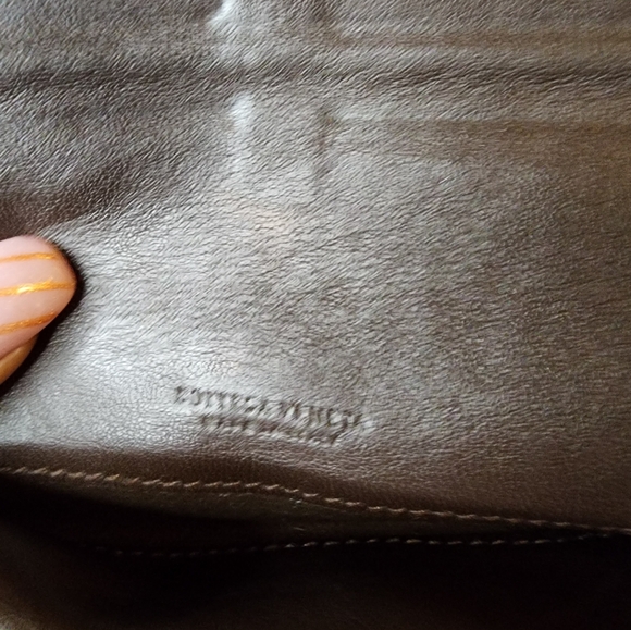 SOLD. Bottega Veneta long wallet - Picture 11 of 16